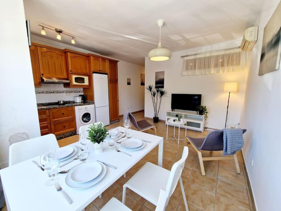 Butibamba Beach Apartment La Cala De Mijas Exterior photo